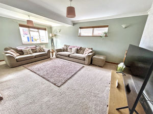 Photo 1- click for photo gallery